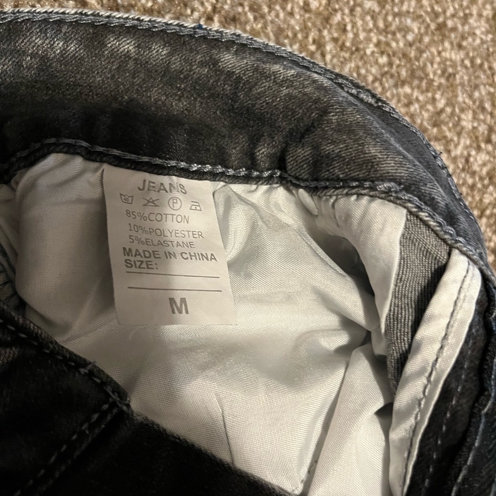 MODARANI Jean Shorts - Picture 4 of 4